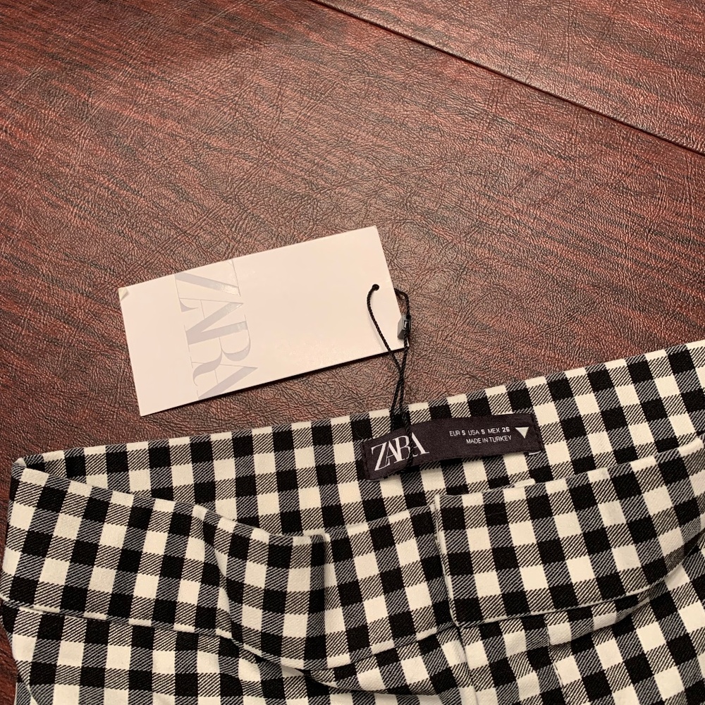Zara black and white check crop pants size -small